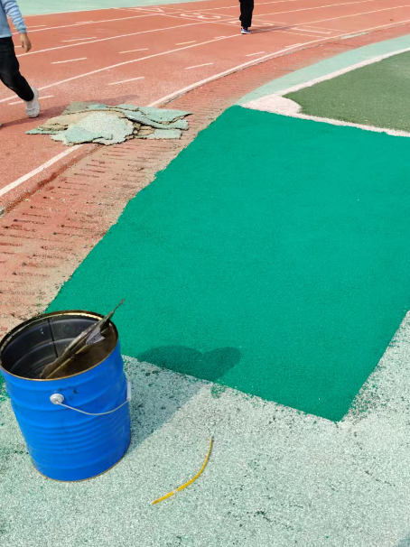 平顶山球场翻新修补改造专项服务介绍